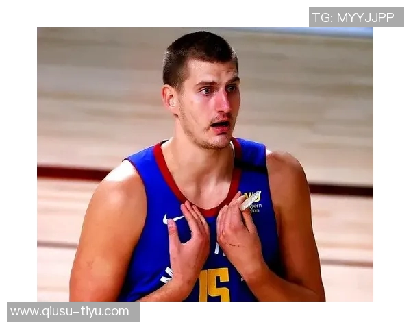 约基奇半场表现如同游戏般轻松7投5中贡献10分4篮板6助攻