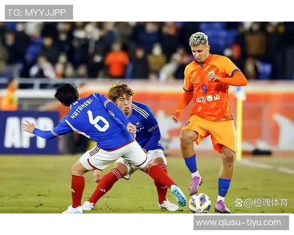 泰山队外援马德鲁加与泽卡共赏济南夜景尽显美丽风光