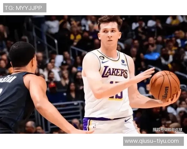 阿里纳斯建议湖人若能引进巨星应果断交易里夫斯以优化阵容